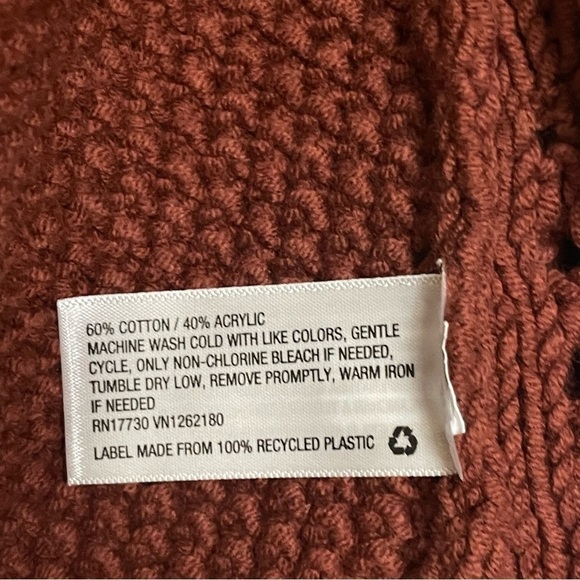 NWT Universal Thread Open Front Chunky
Knit Ruffle Cardigan Sweater Rust Size XS - Picture 9 of 10